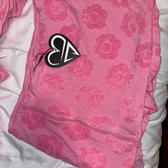 Pink Cloud Patterned Women's Swim Set - Picture 5 of 8